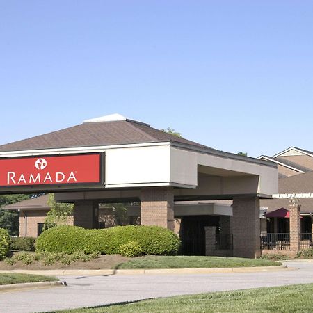 Hotel Ramada By Wyndham Raleigh Extérieur photo